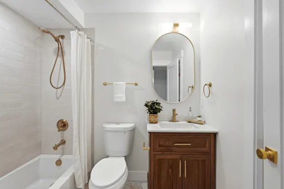 Home staged by StagingEstate at 1236 Adams St