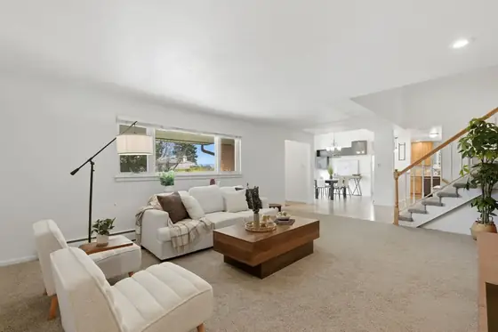 Home staged by StagingEstate at 1564 E Easter Cir