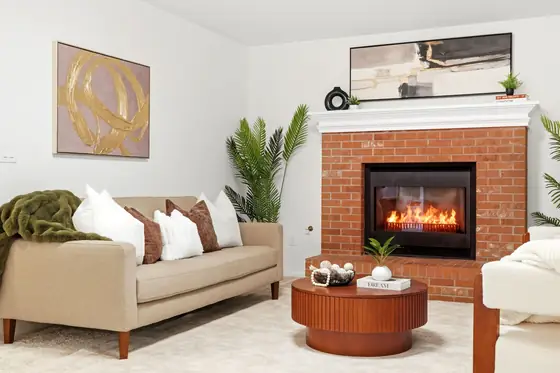 Home staged by StagingEstate at 158 Cherrywood Ln