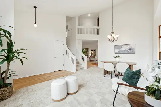 Home staged by StagingEstate at 158 Cherrywood Ln