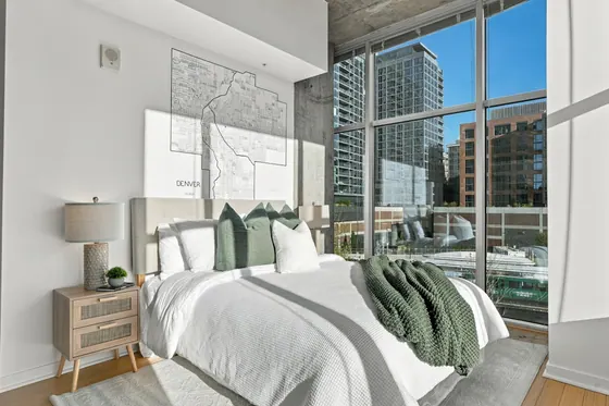 Home staged by StagingEstate at 1700 Bassett St #516