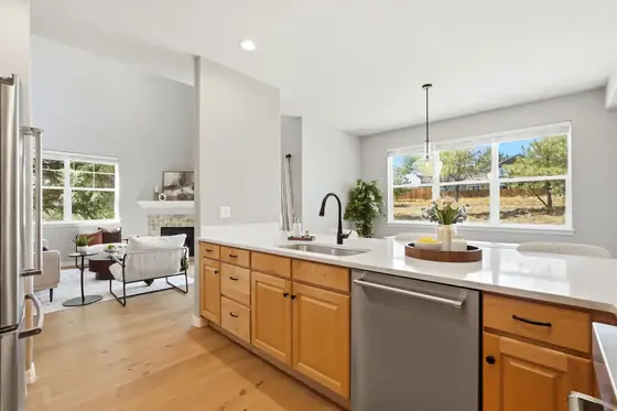 Home staged by StagingEstate at 689 Wild Ridge Ln