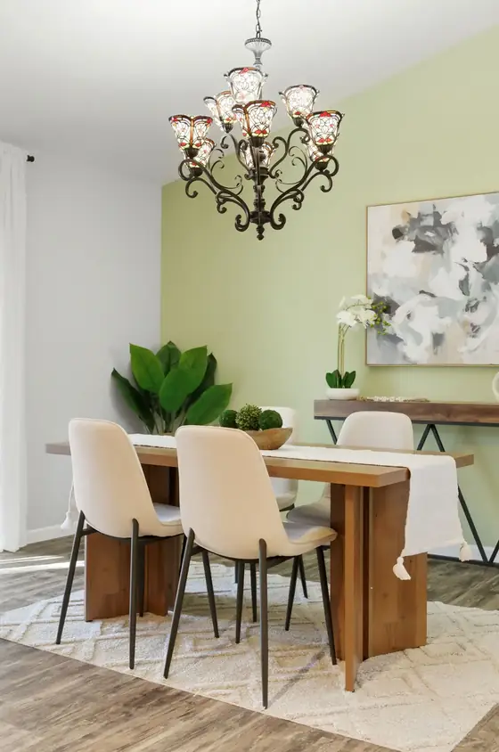 Home staged by StagingEstate at 7923 Lakeshore Dr